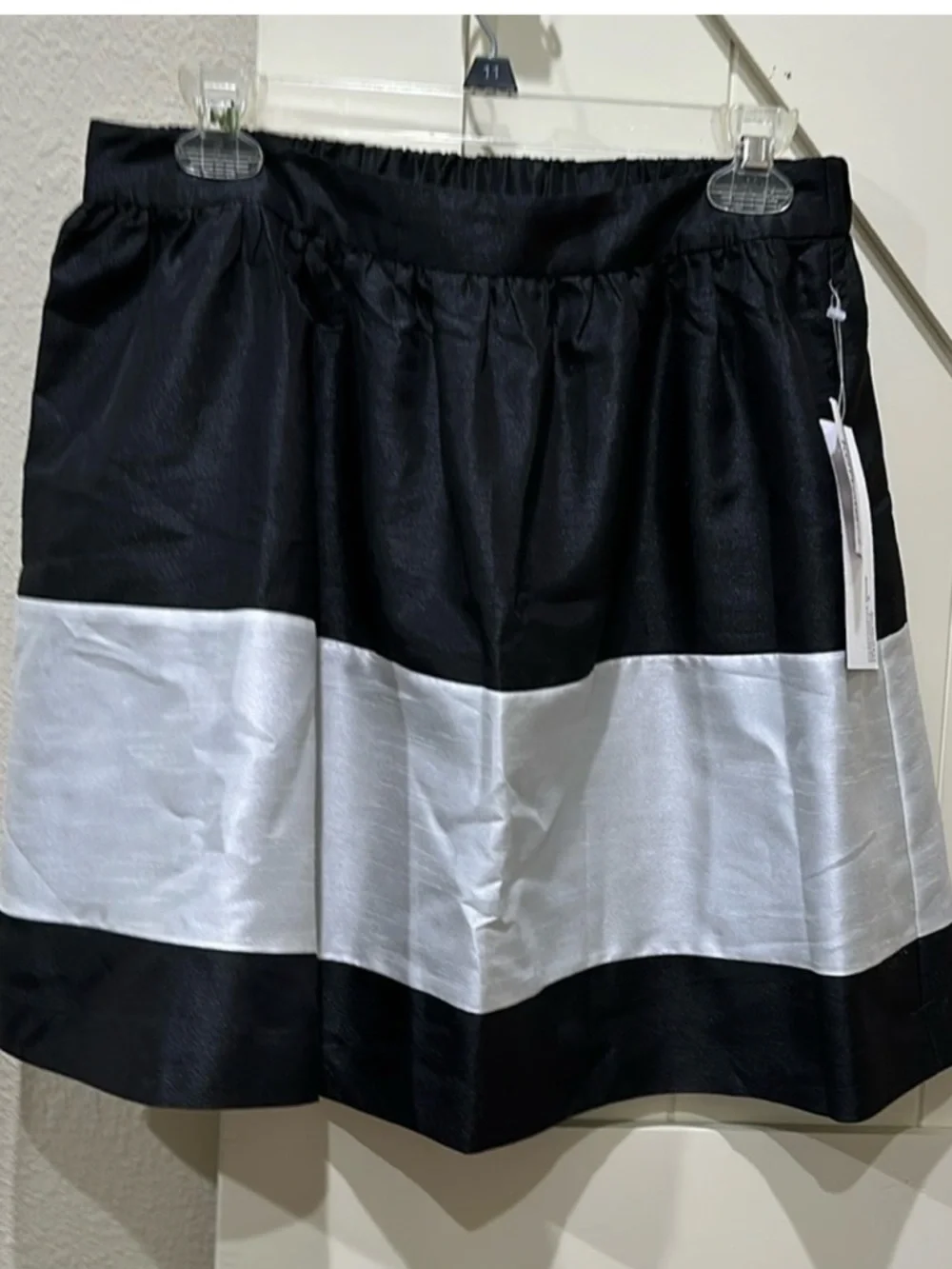 NWT Kensie black and white striped skirt size XS - Picture 3 of 7